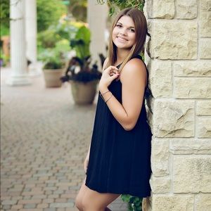 Meet your Posher, Adison